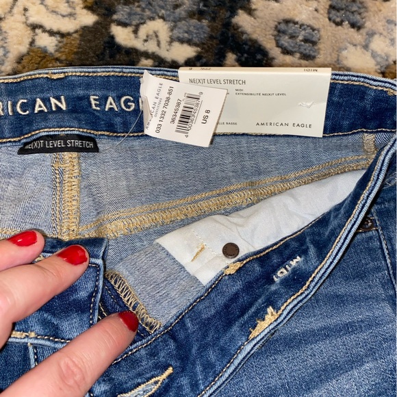 AE midi shorts with stretch - Picture 2 of 3